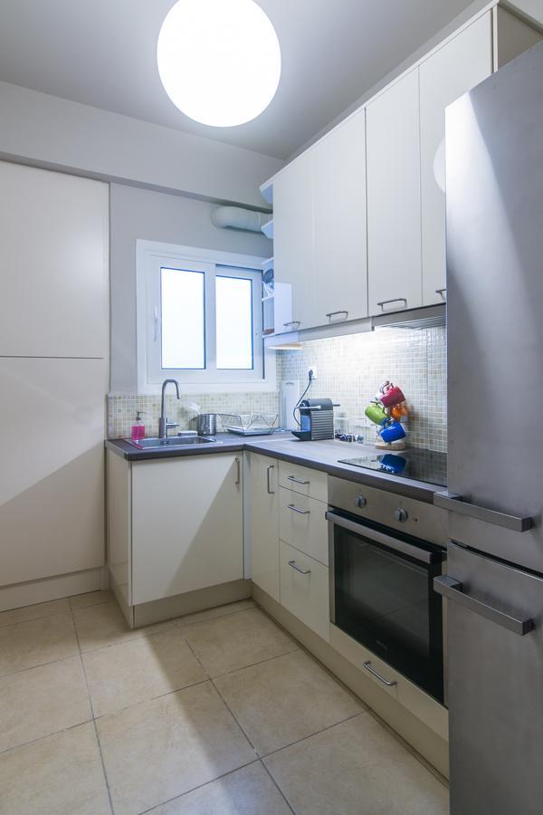 Aba Junior Apartment Veikou Street Athens Exterior photo
